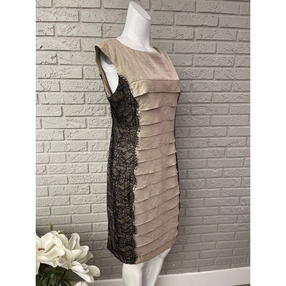 London Times Women  Sleeveless Layered Tan Black Lace Shift Knee Length Dress Si - Picture 2 of 9